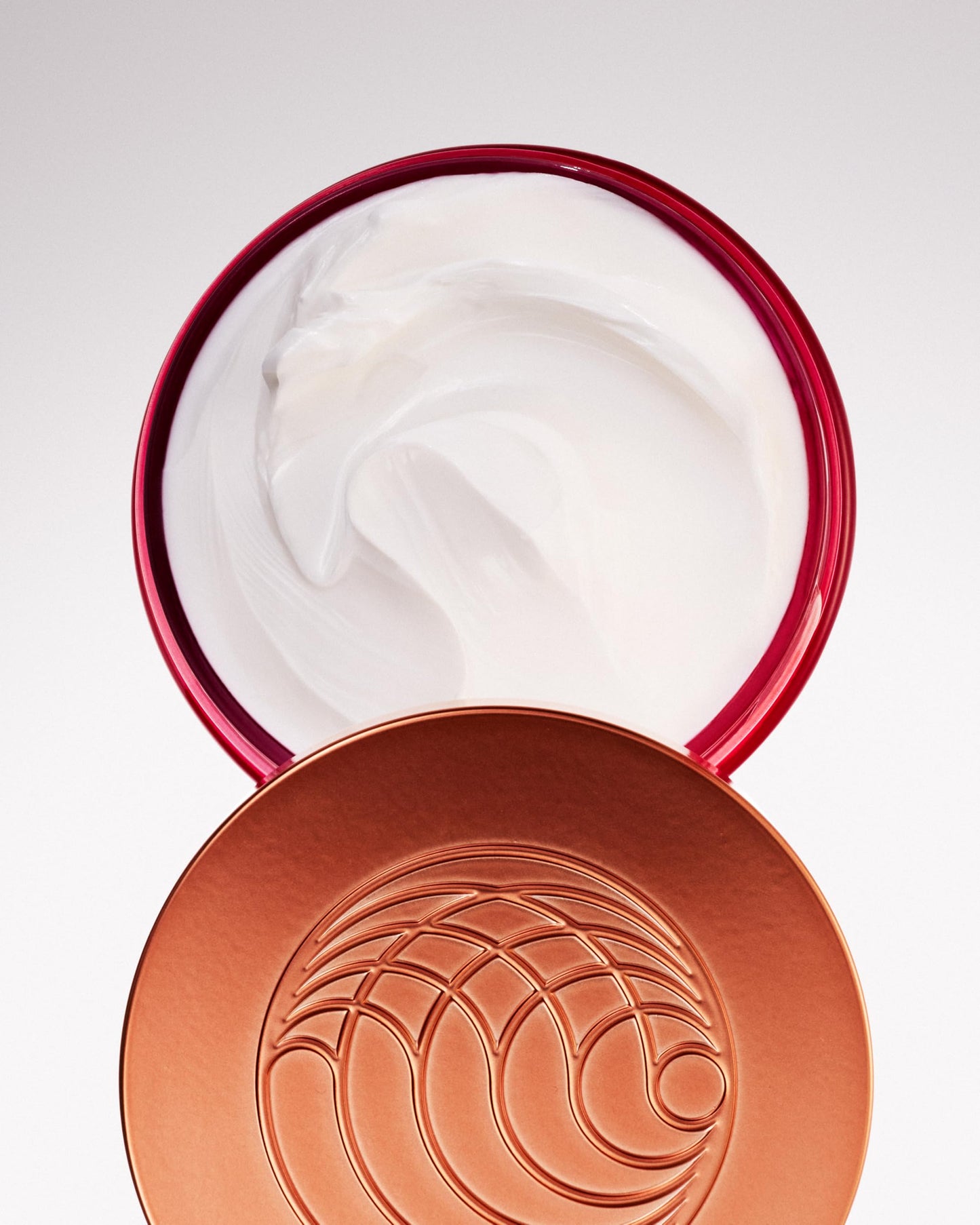 Augustinus Bader The Geranium Rose Body Cream – Ultra-Conditioning Luxury Body Cream – Firms, Smooths & Hydrates Skin – Nourishing, Restorative & Fragrance-Free – 200 ml / 6.7 fl oz